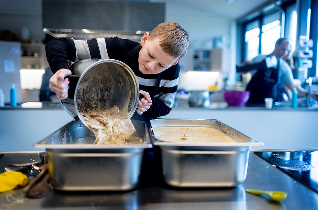 Featured image for Elever st&aring;r for frokosten