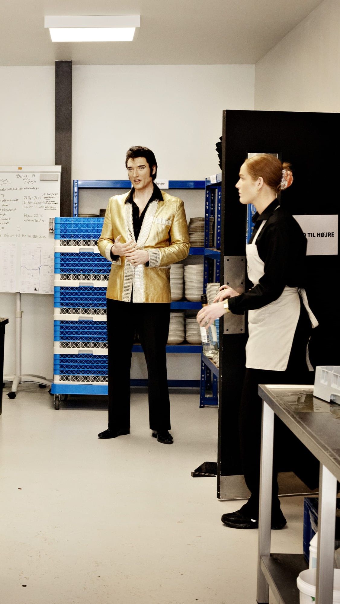 Brian Trøjborg som Elvis backstage. Klar til at gå på scenen.