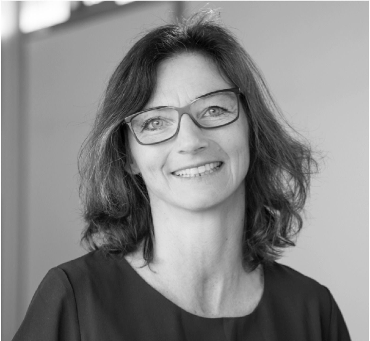 Featured image for Tidligere l&aelig;rer skriver roman med inspiration fra den ulighed, hun s&aring; blandt eleverne