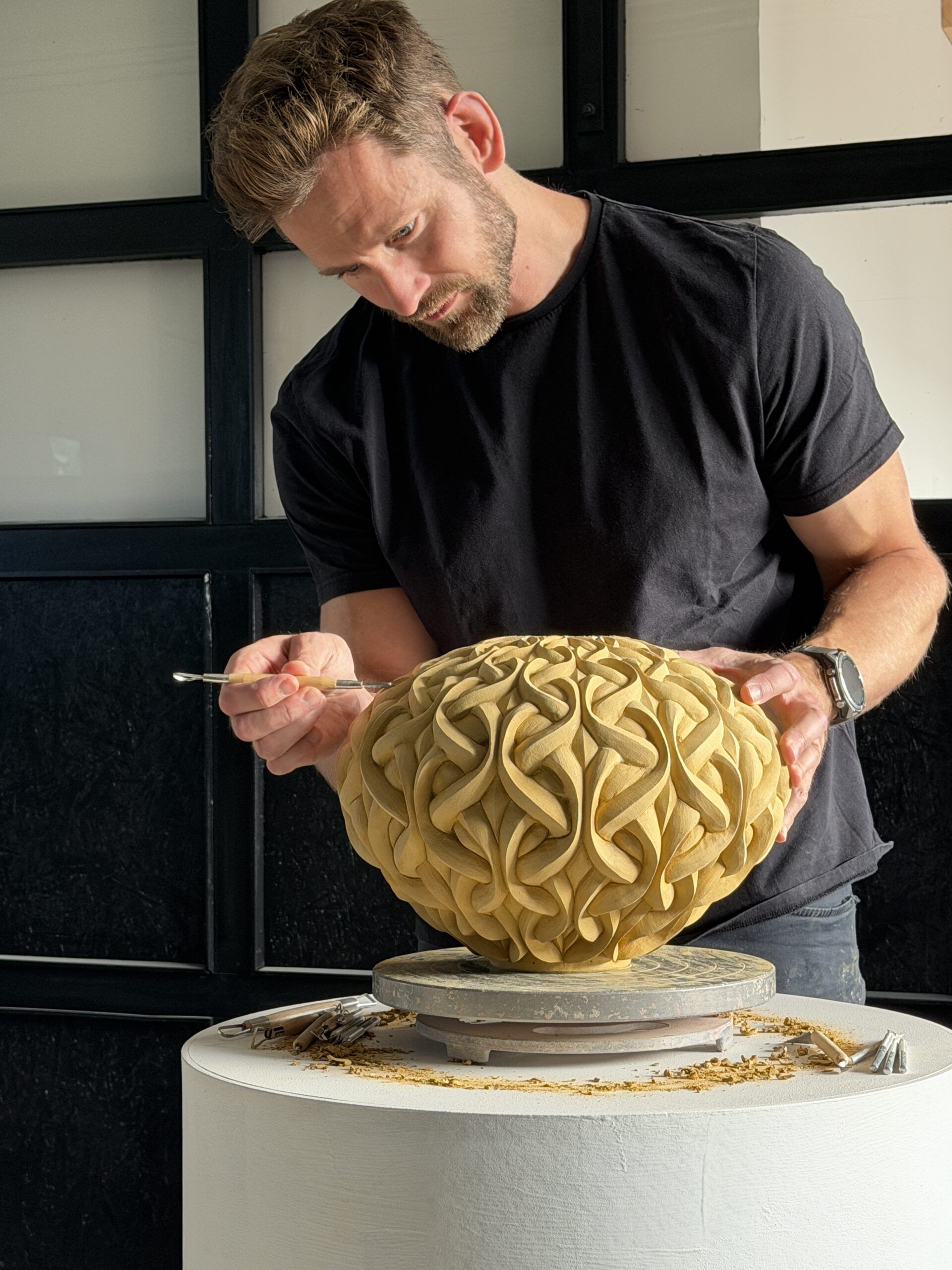 Anders B&oslash;rgesen med vase