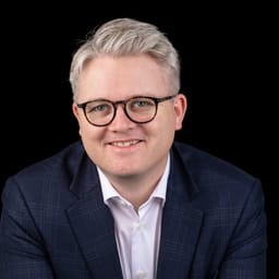 Ingeniørkundskabens bannerførere i skolen får ny direktør