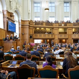 Mette Frederiksen har udskrevet skolevalg: Nu er det elevernes tur