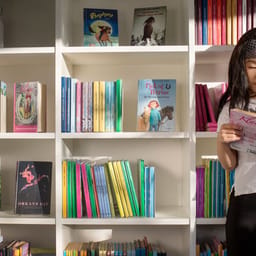 21 millioner af årets bibliotekspulje skal gå til at fremme læseglæde på skoler