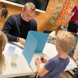 Familiematematik giver inspiration til at snakke om matematik i hverdagen