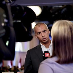 Regeringen: Skolebestyrelser skal lave egne Aula-regler