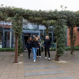 Læreruddannelses­­­­lukninger: Vestjyske studerende skal fortsat rejse efter seks fag