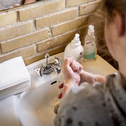 Lærere topper på listen over corona-arbejdsskader