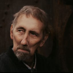 Portræt af forfatter Søren Hammer