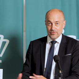 Magnus Heunicke (S) til ministeroverdragelse, hvor man overtager som undervisningsminister efter partifællen Mattias Tesfaye (S)