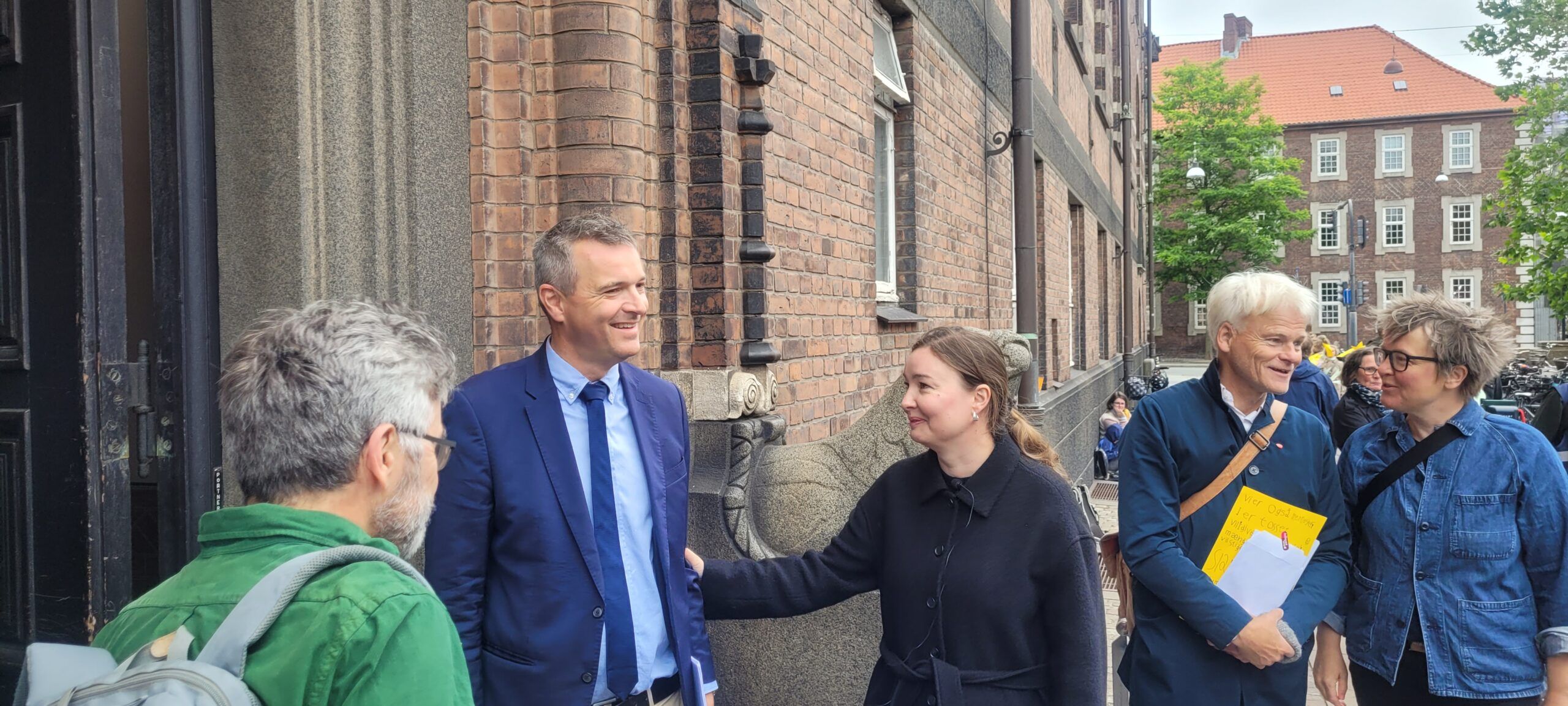 Featured image for Skoleborgmester: Budgetpartier glemmer at fort&aelig;lle om ubetalte regninger