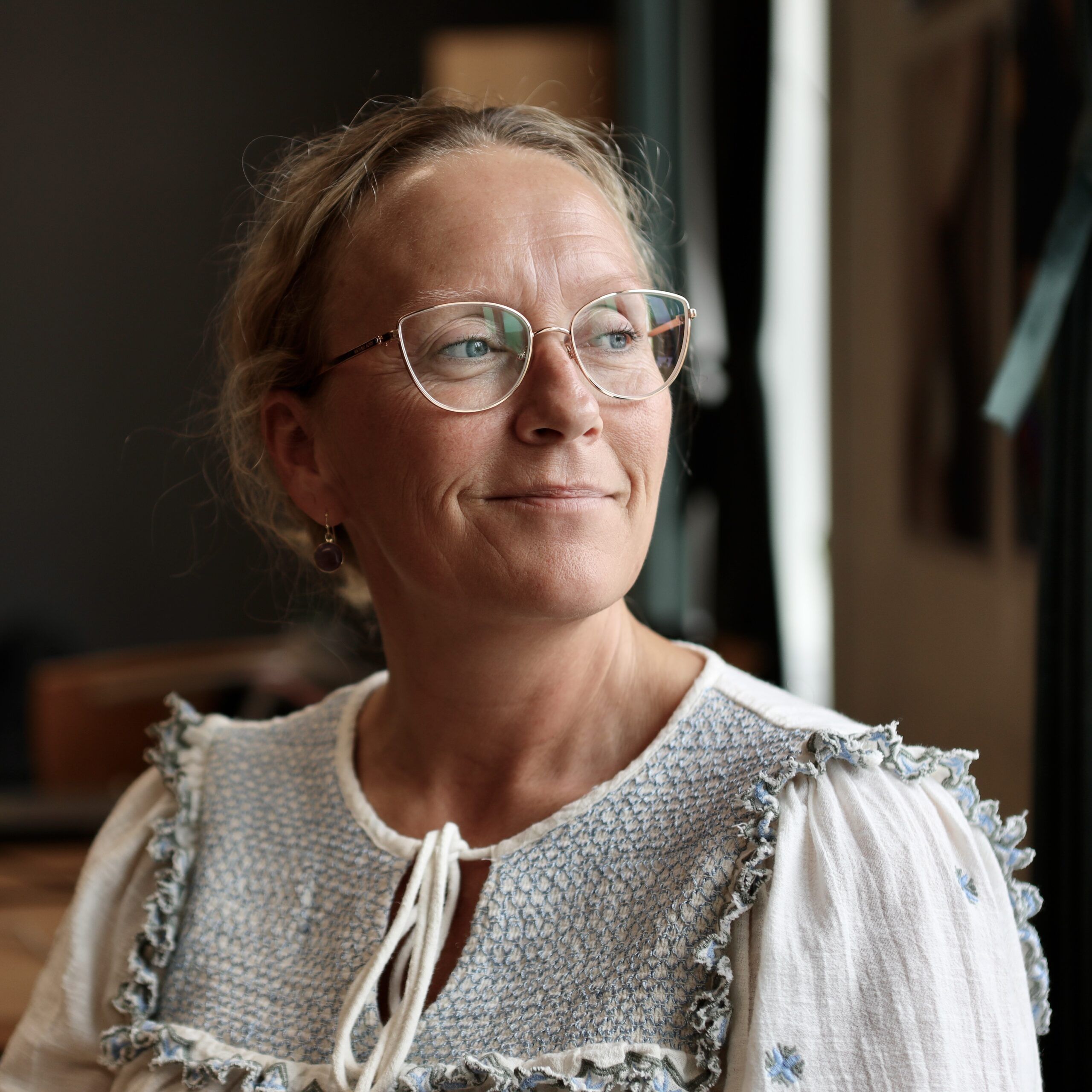 ”Det overrasker mig, hvor tæt eleverne knytter sig til os”