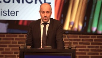Magnus Heunicke på talerstolen til kongres 2026