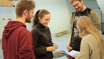 Lærerstuderende 4. semester Københavns Professionshøjskole Campus Carlsberg Asgar Hansen, Lasse Strunge, Frida Movsing.