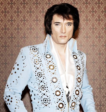 Lærer Brian Trøjborg som Elvis.