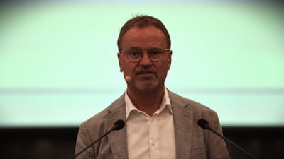 Gordon Ørskov Madesen på talerstol