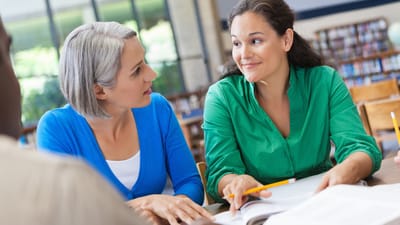 To lærere forbereder sig sammen