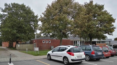 Bække Skole fotograferet før navneskiftet til Hærvejens Skole