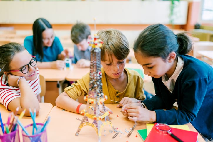 Featured image for Stor forvirring: Hvor mange skoler underviser egentligt i fransk?