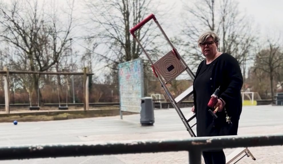 Featured image for Aarhus sparede på pedellerne: Nu er lærere og ledere i oprør